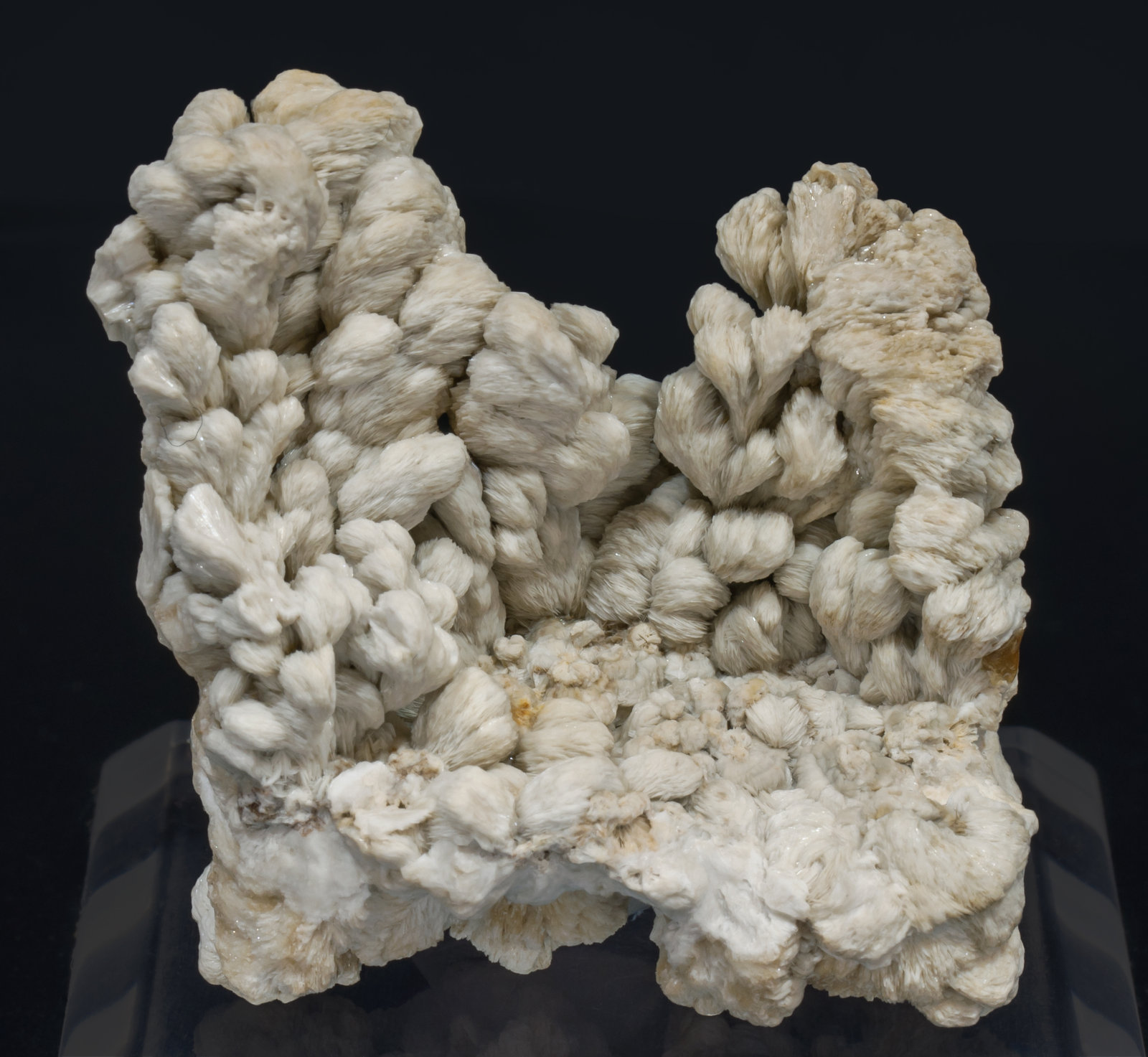 specimens/s_imagesAJ7/Cerussite-CC86AJ7f.jpg