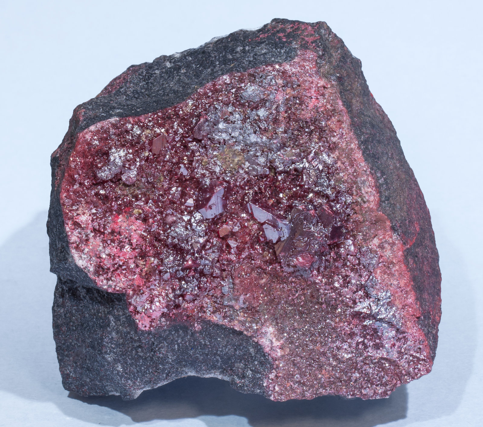 specimens/s_imagesAJ7/Cinnabar-CP97AJ7f.jpg