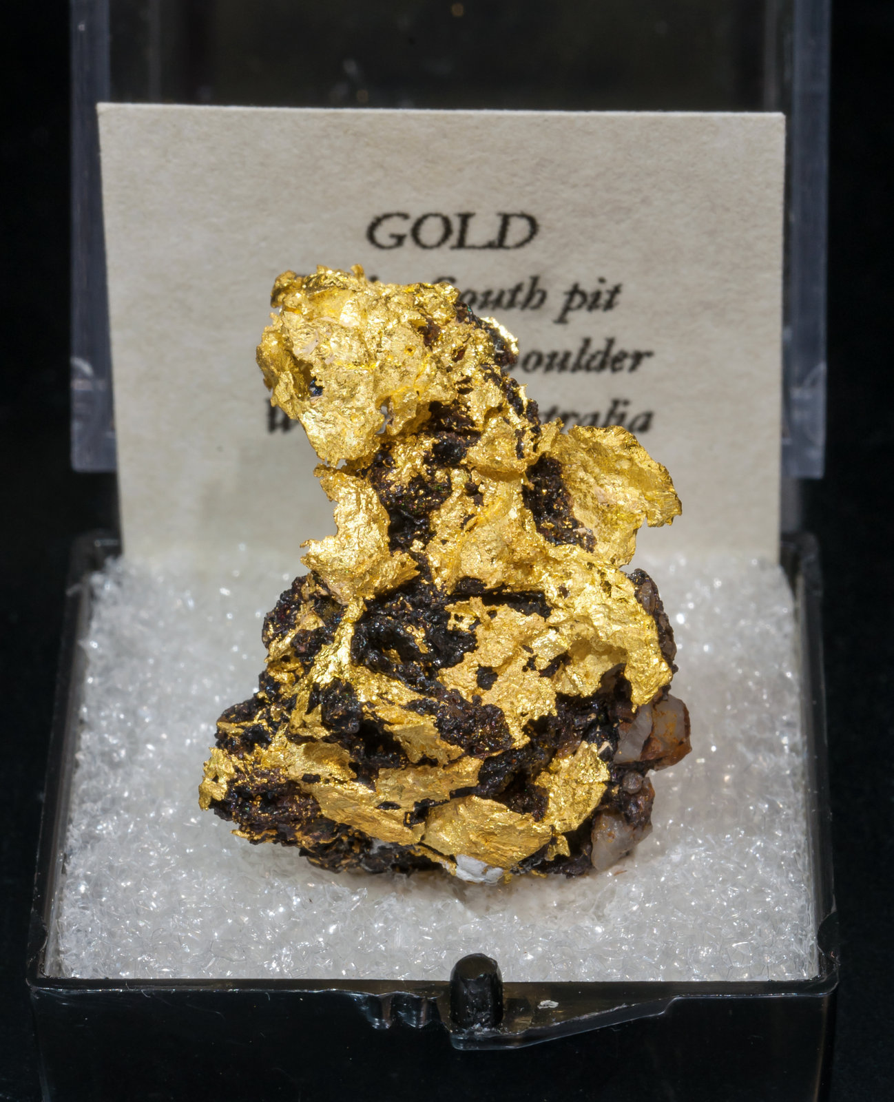 specimens/s_imagesAJ8/Gold-TY43AJ8f1.jpg