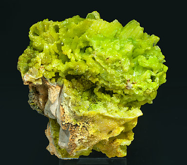 Pyromorphite. Rear