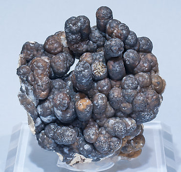 Smithsonite (variety monheimite). 