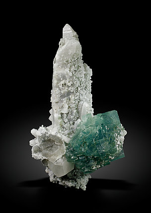 Fluorite with Quartz. 