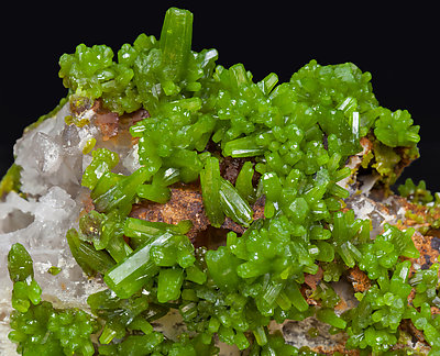 Pyromorphite with Quartz. 