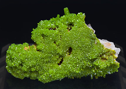 Pyromorphite with Quartz. Rear