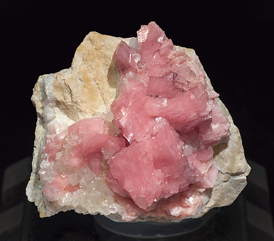 Rhodochrosite with Quartz. 