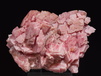 Rhodochrosite with Quartz. Side