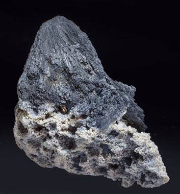 Berthierite with Calcite and Siderite. Rear