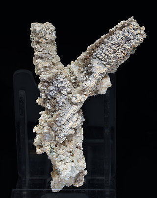 Calcite (variety kanonenspat) with Chlorite and Prehnite.