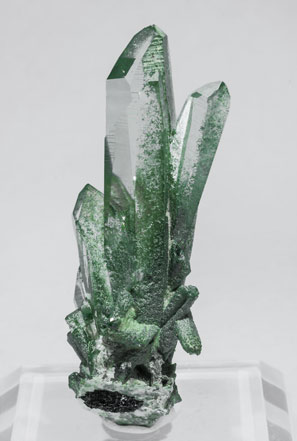 Quartz with Chlorite inclusions. Rear