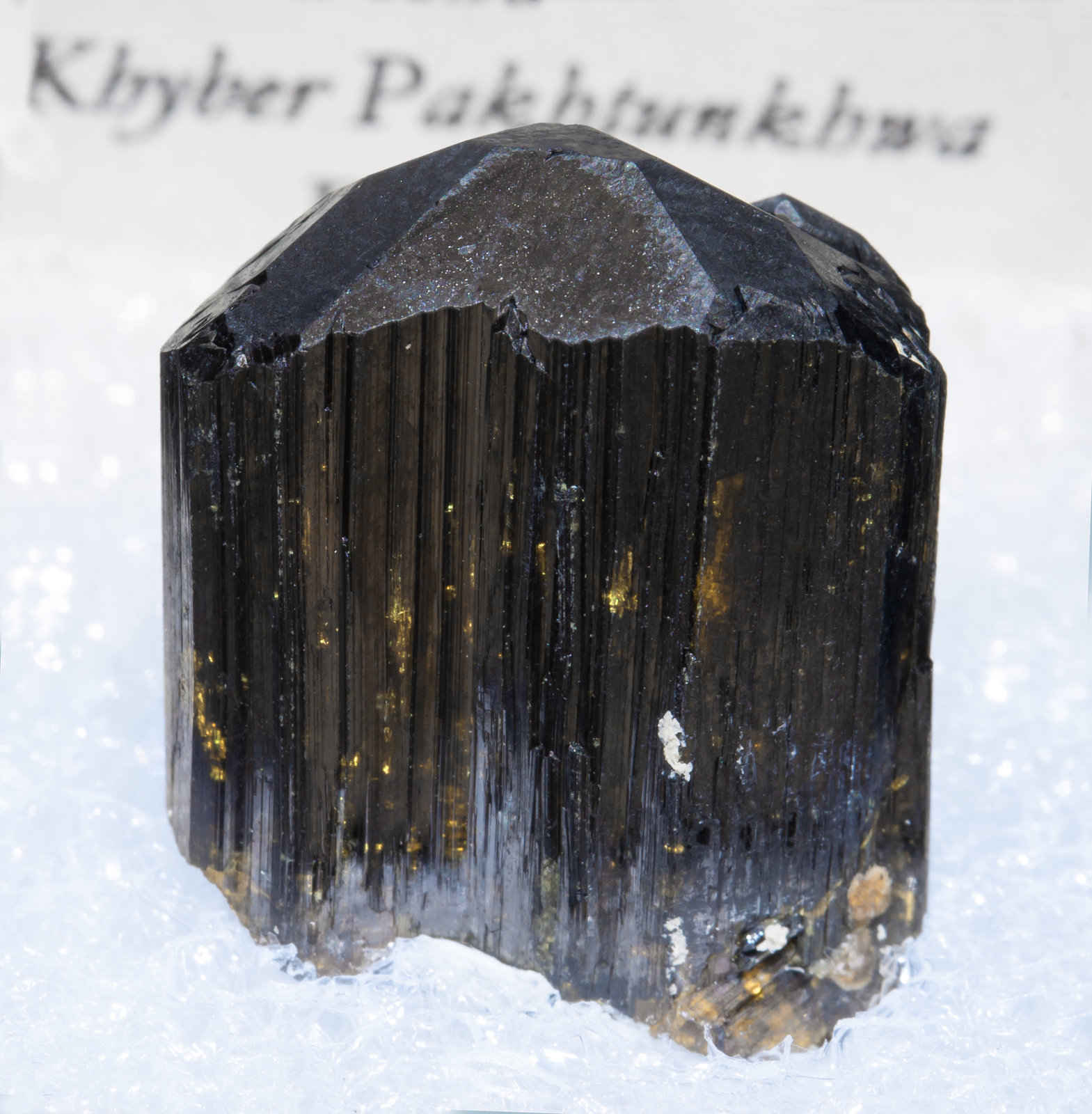 specimens/s_imagesAK5/Rutile-TB6AK5f2.jpg