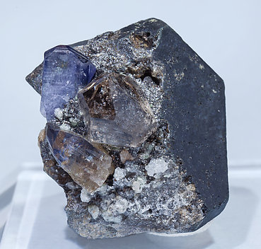 Alabandite with Zoisite (variety tanzanite) and Quartz.