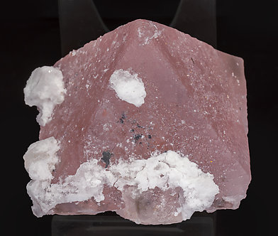 Fluorite (octahedral) with Calcite. Front