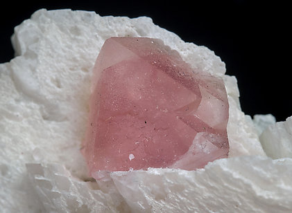 Octahedral Fluorite with Albite. 