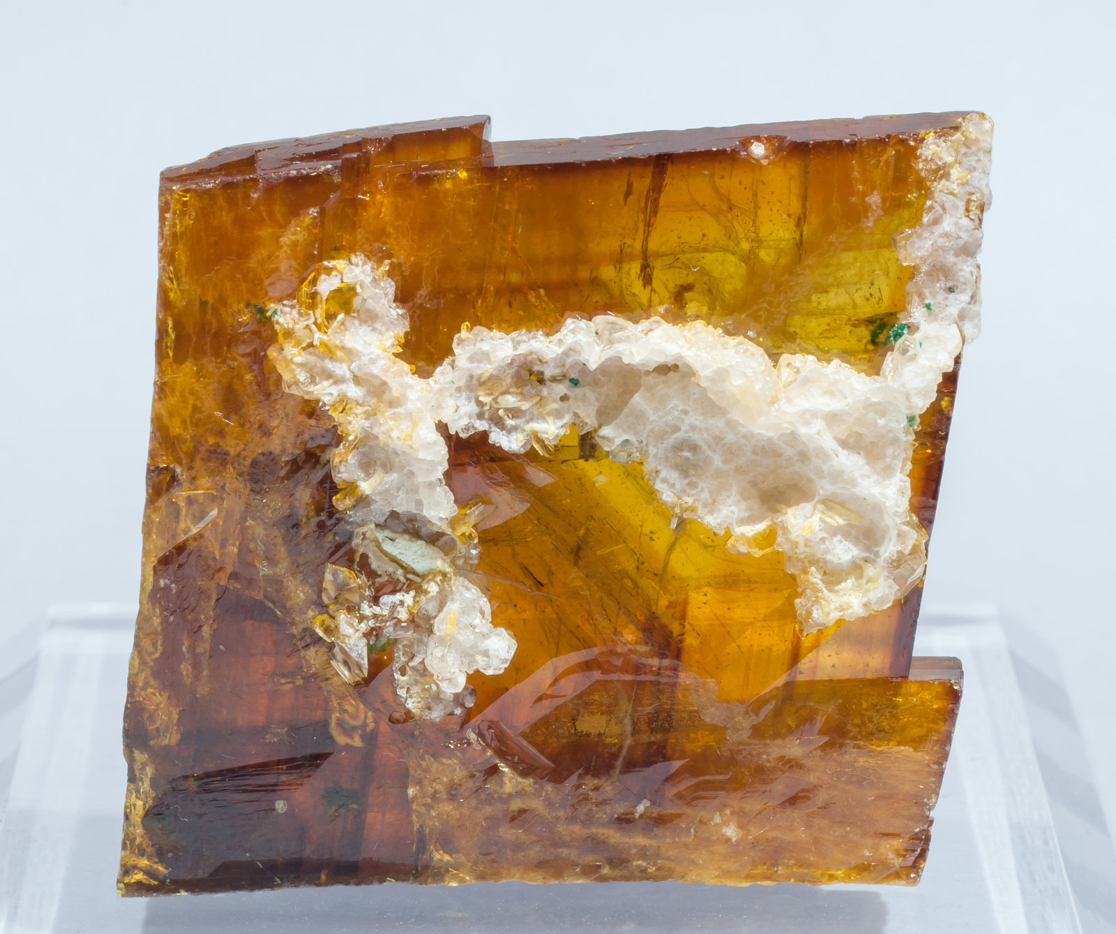 specimens/s_imagesAK9/Baryte-ND92AK9r2.jpg