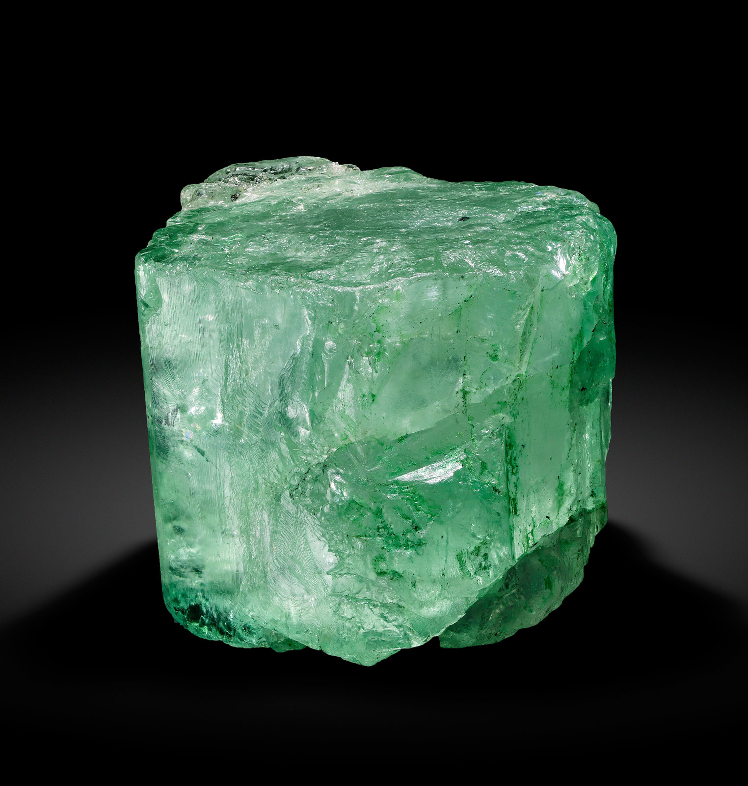 specimens/s_imagesAK9/Beryl_emerald-ND69AK9_7637_f.jpg