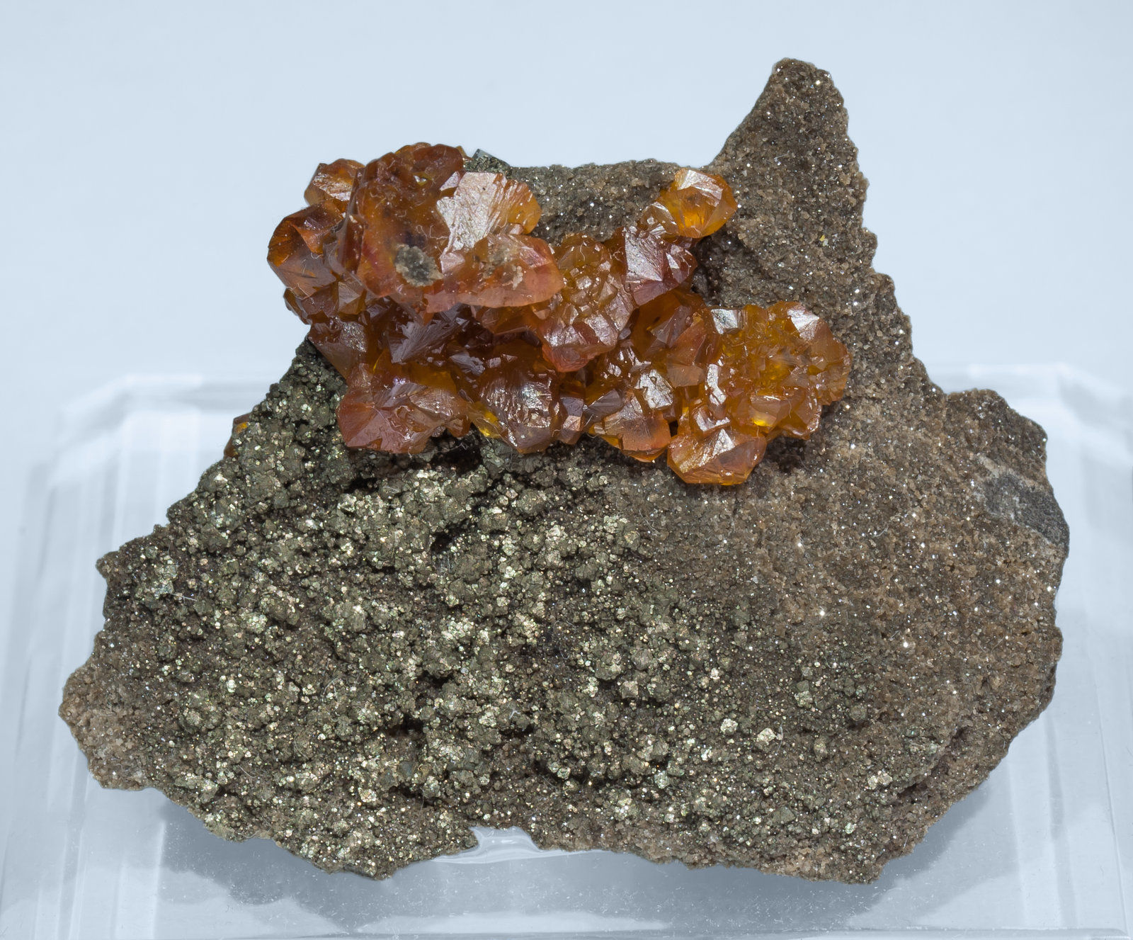 specimens/s_imagesAK9/Sphalerite-NB26AK9f.jpg