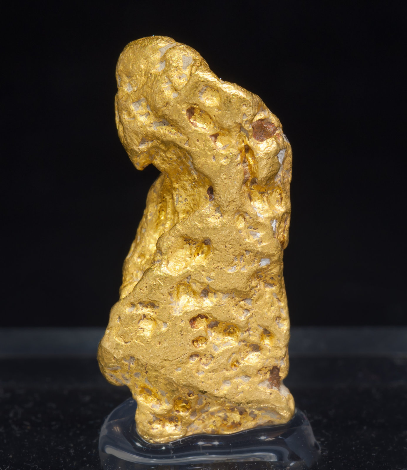 specimens/s_imagesAL0/Gold-NT66AL0f.jpg