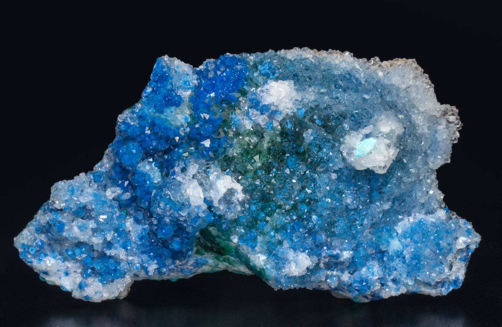 specimens/s_imagesAL2/Shattuckite-TT52AL2f.jpg