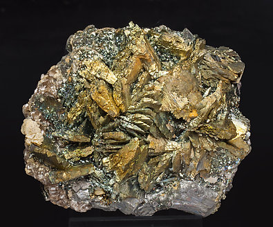 Arsenopyrite-Marcasite with Arsenopyrite and Siderite. 