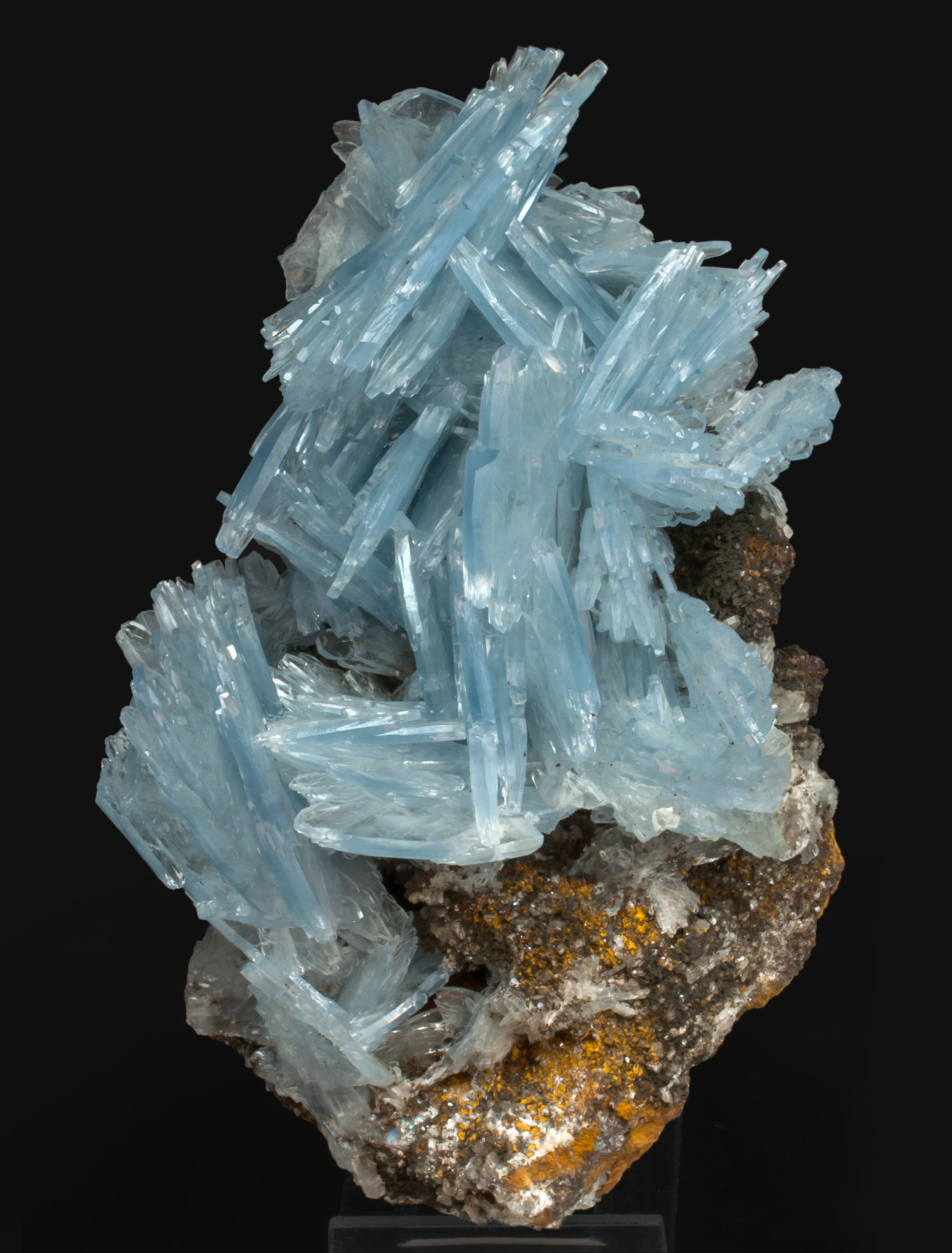 specimens/s_imagesAL3/Baryte-EB26AL3f.jpg