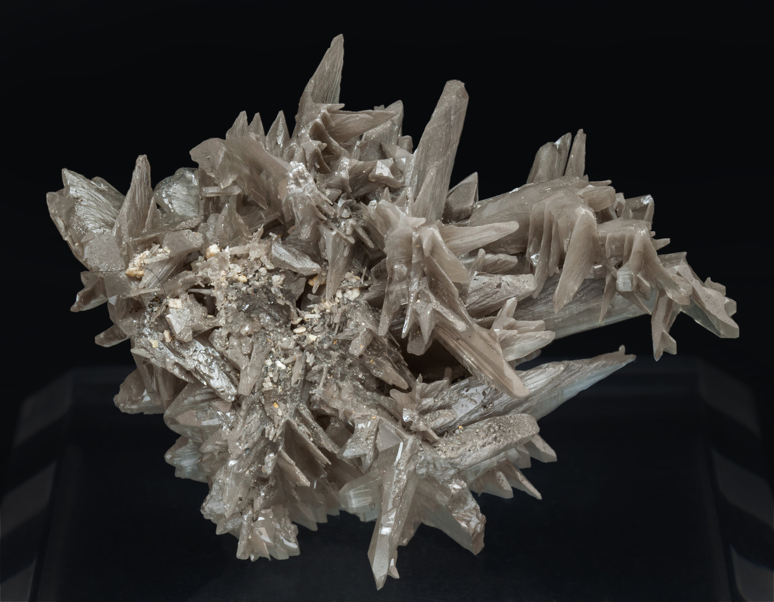 specimens/s_imagesAL3/Cerussite-TQ96AL3r.jpg