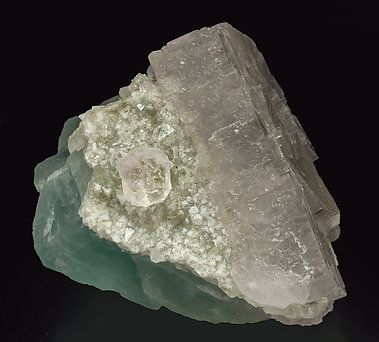 Fluorite with Quartz. Side