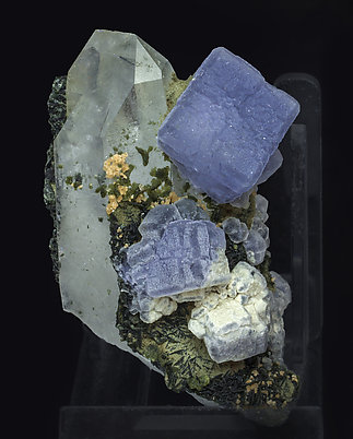 Fluorite with Quartz, Siderite and Chlorite. Front