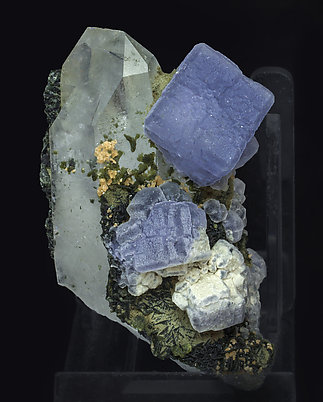 Fluorite with Quartz, Siderite and Chlorite.