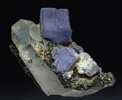 Fluorite with Quartz, Siderite and Chlorite. Side