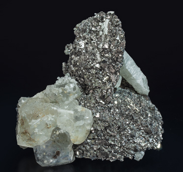 Löllingite with Arsenopyrite, Fluorite and Quartz. Front