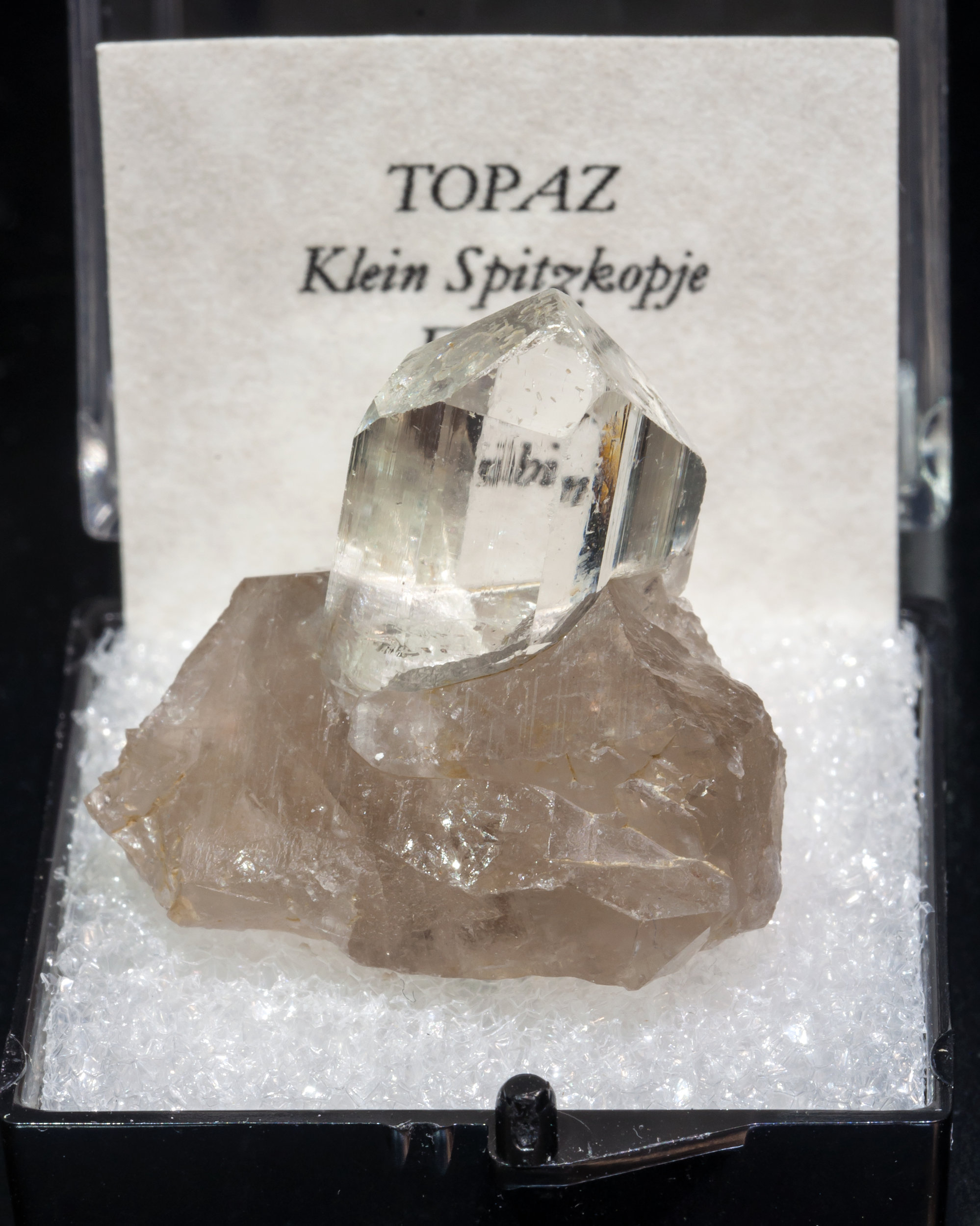 specimens/s_imagesAL3/Topaz-TP6AL3f1.jpg