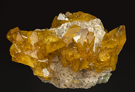 Baryte with Quartz. Side