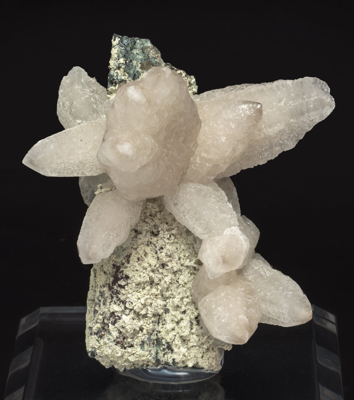 specimens/s_imagesAL4/Calcite-EK86AL4f.jpg