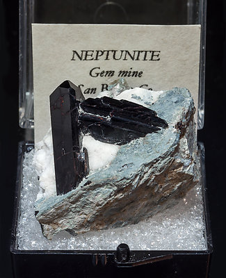 Neptunite.