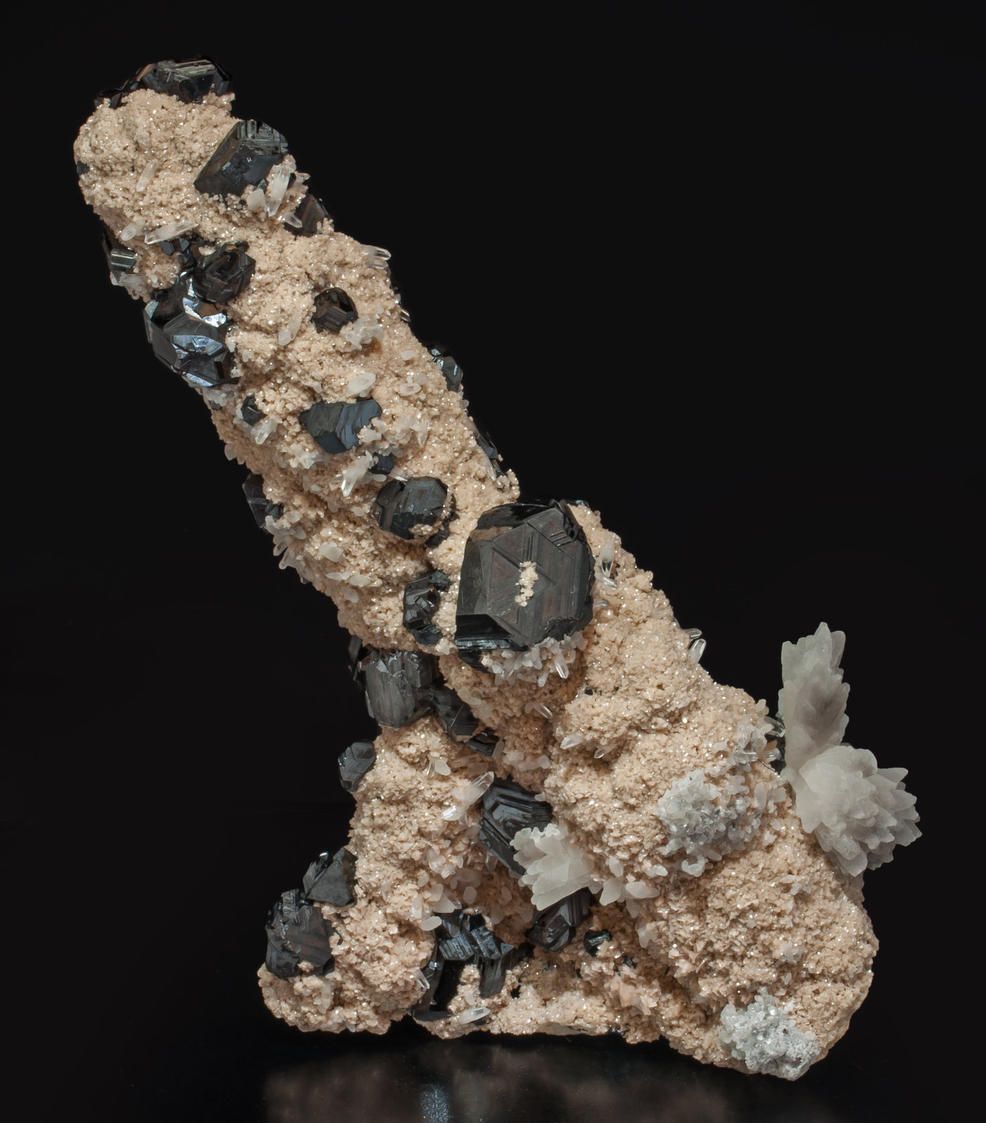 specimens/s_imagesAL4/Rhodochrosite-EF86AL4f1.jpg
