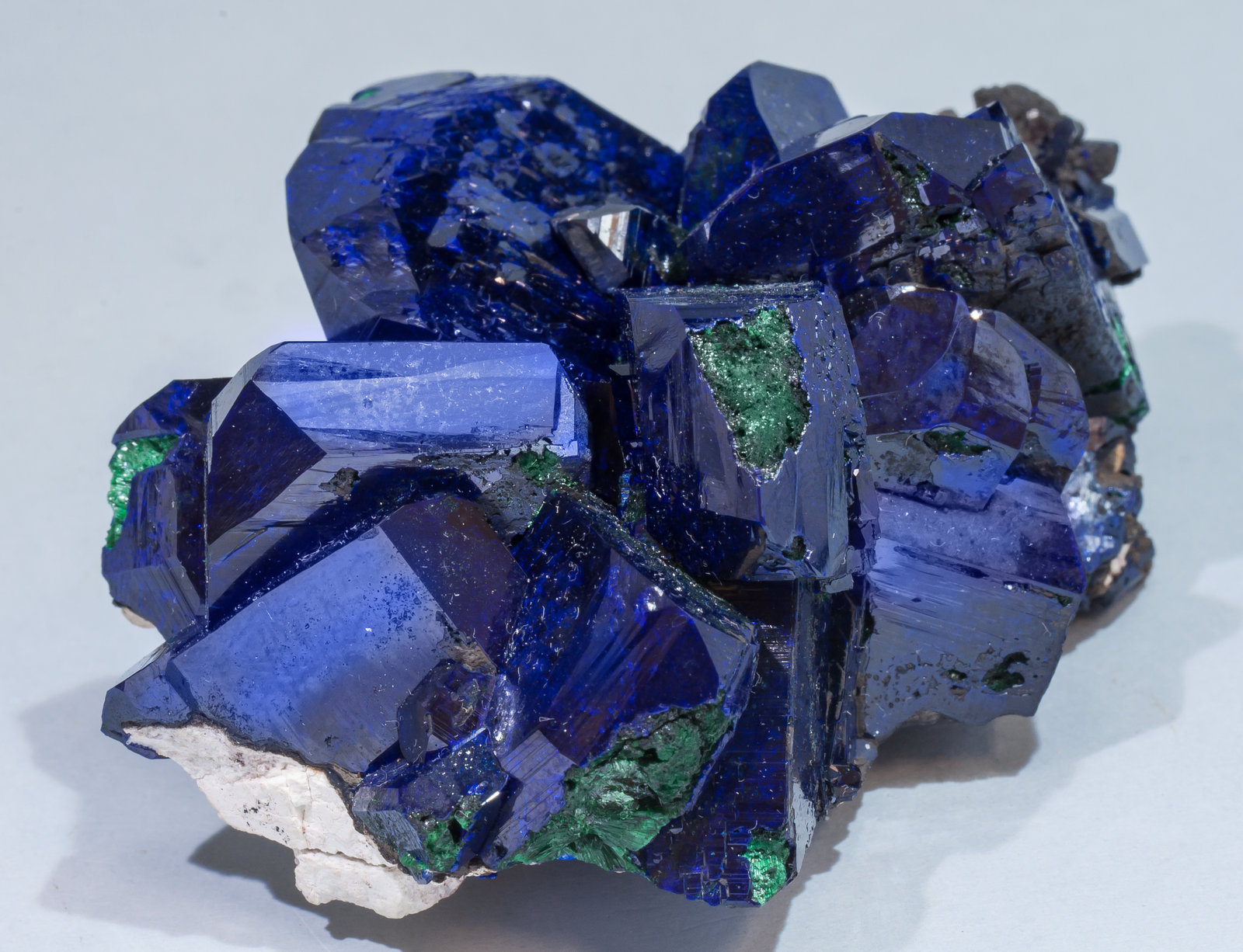 specimens/s_imagesAL5/Azurite-TA74AL5s.jpg