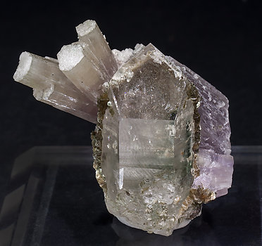 Fluorapatite with Quartz and Muscovite.