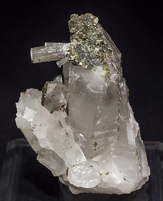 Fluorapatite with Quartz, Sphalerite, Muscovite and Chlorite.