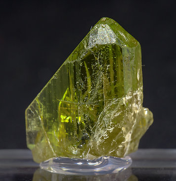 Olivine (Group). Rear