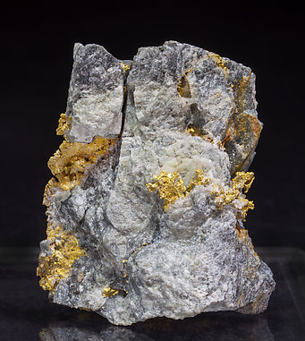 Gold with Quartz. Side