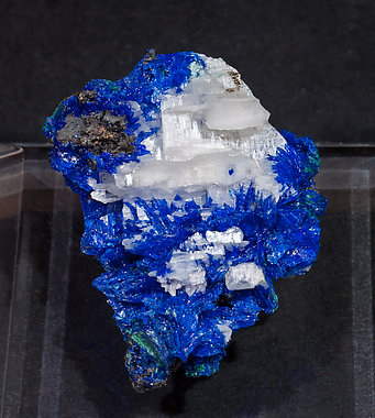 Linarite with Cerussite. Front