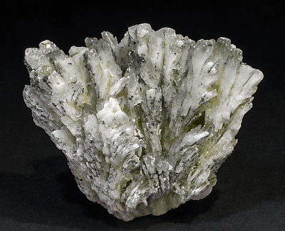 Baryte. Front