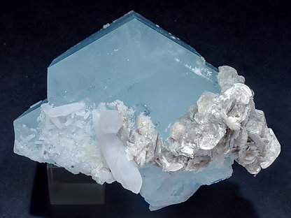Beryl (variety aquamarine) with Muscovite and Quartz. Top