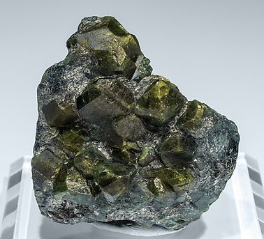 Chrysoberyl (variety alexandrite) with Phlogopite. Front - Halogen light