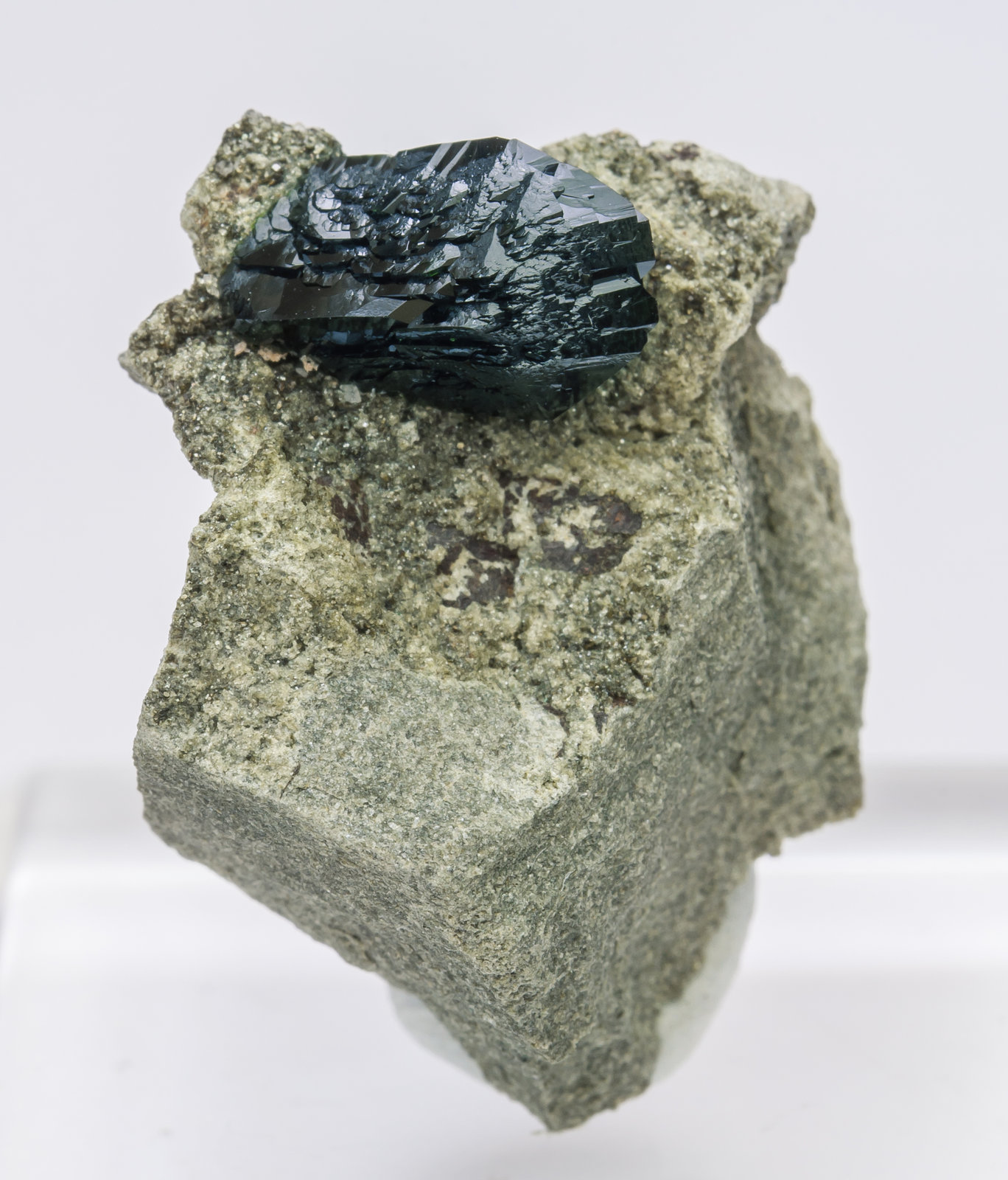 specimens/s_imagesAL8/Libethenite-EB36AL8f.jpg