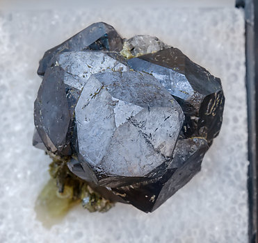 Magnetite with Epidote. Top