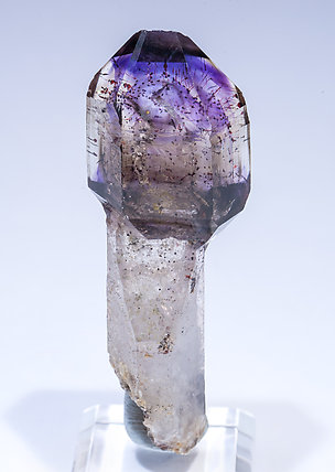 Quartz scepter (variety smoky and amethyst). Front