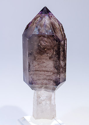 Quartz scepter (variety smoky and amethyst).