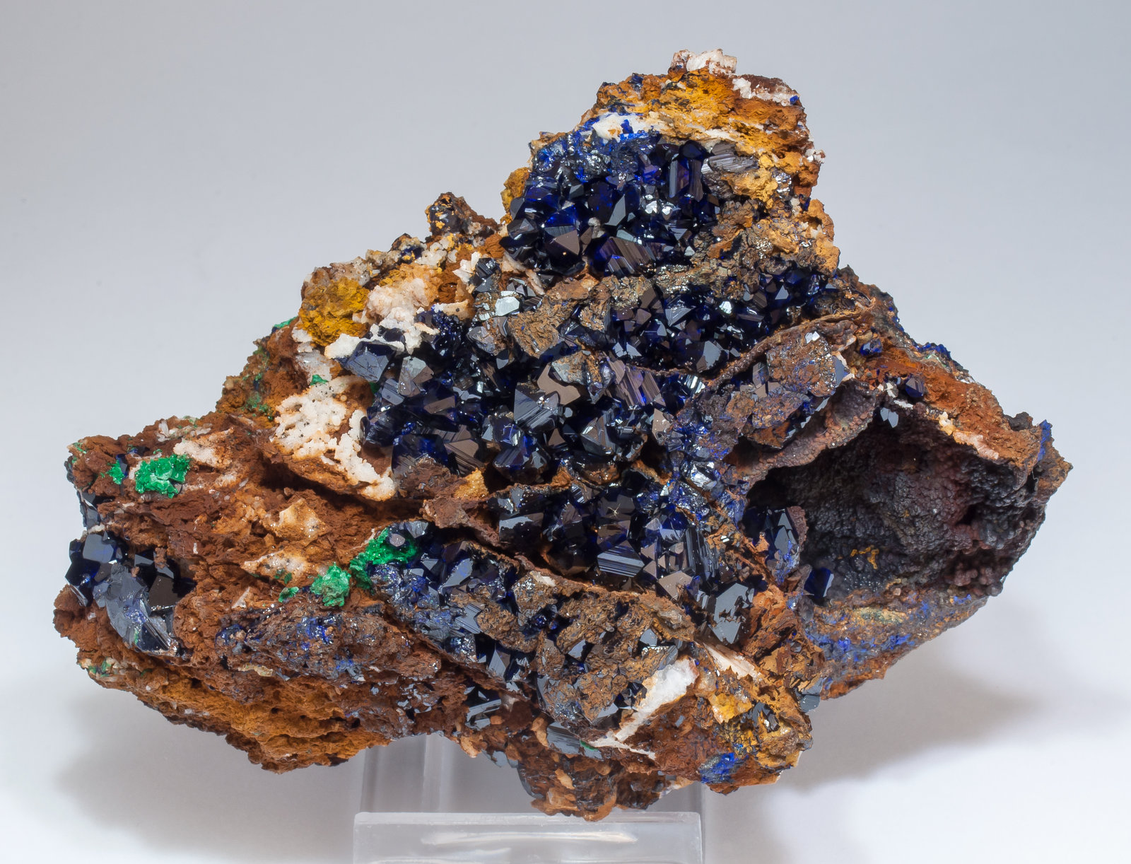 specimens/s_imagesAL9/Azurite-ET99AL9f.jpg