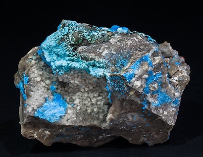 Carbonatecyanotrichite with Calcite and Fluorite.